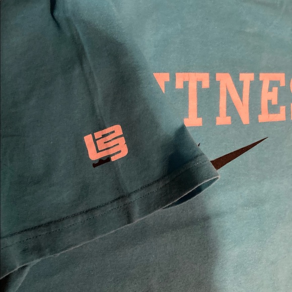 Nike witness lebron tshirt - Picture 3 of 4